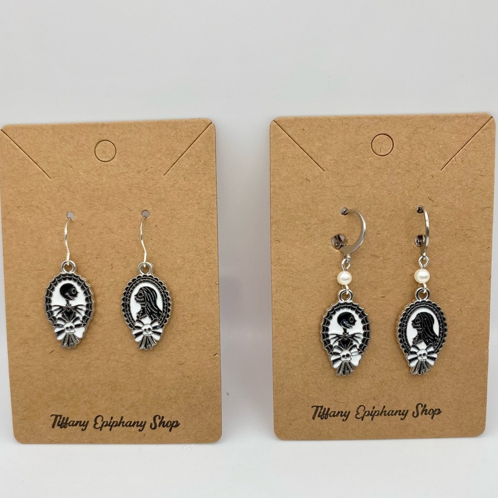 ONE PAIR Disney Inspired NBC Jack & Sally Cameo Earrings NWT